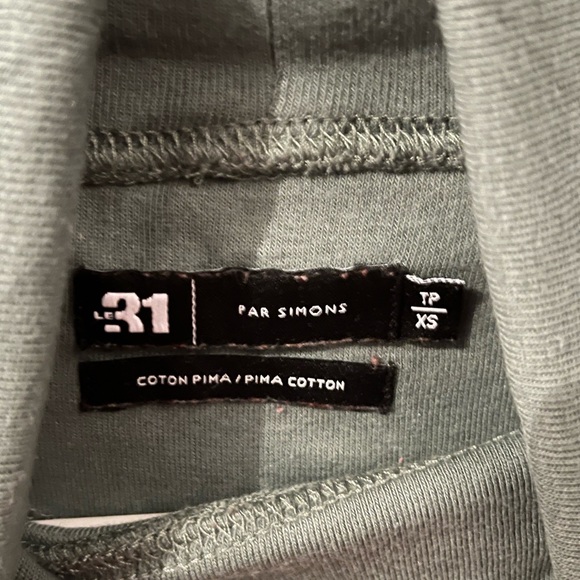 Blue/green turtle neck - Picture 2 of 2